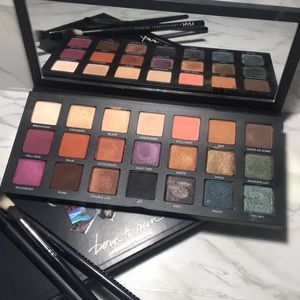 Urban Decay Born to Run palette